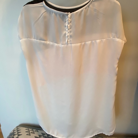 T-shirt/blouse - Picture 2 of 2